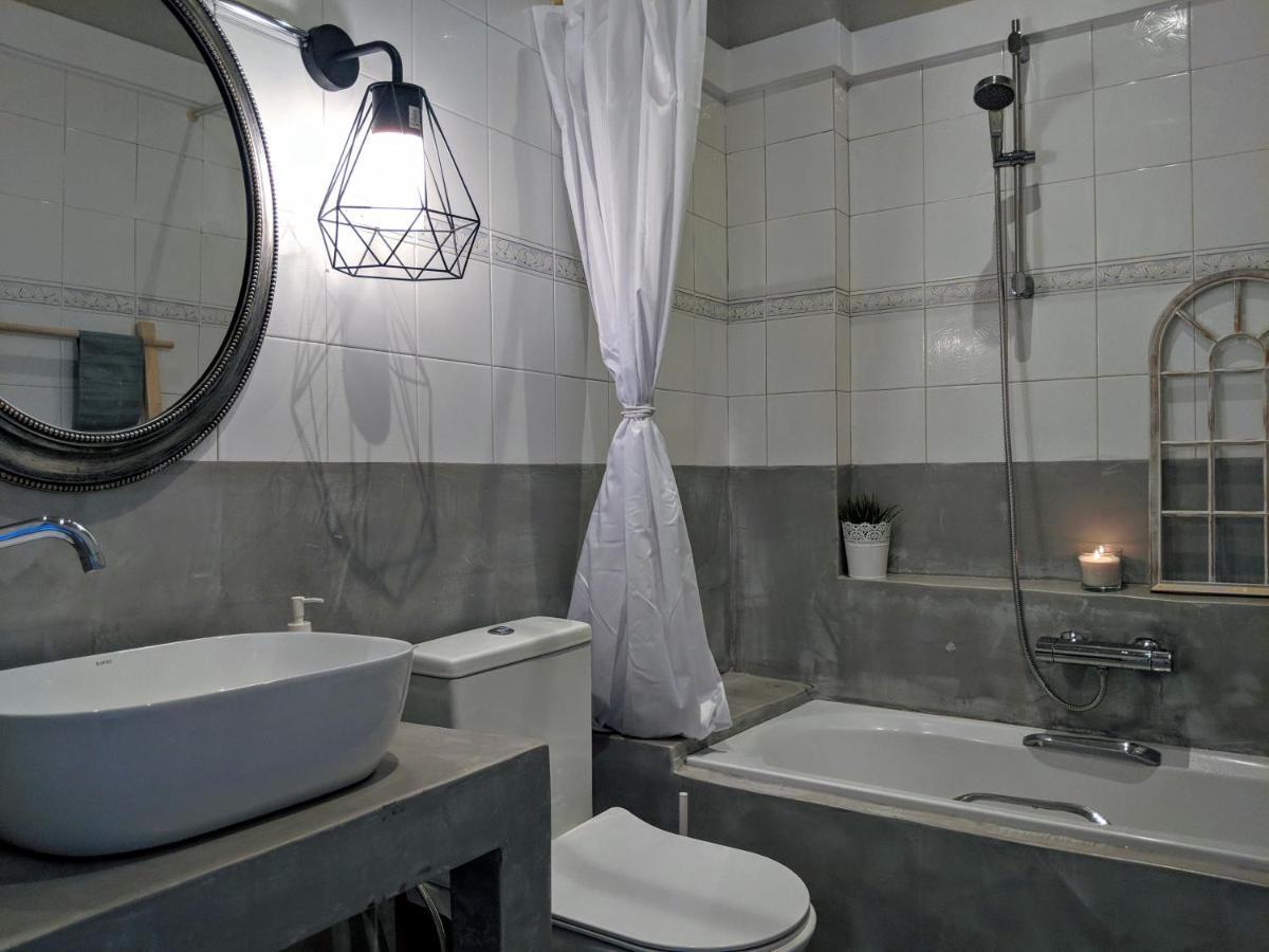 Villa Veneti - Probio - 140M2 尼亚·蒙达尼亚 外观 照片