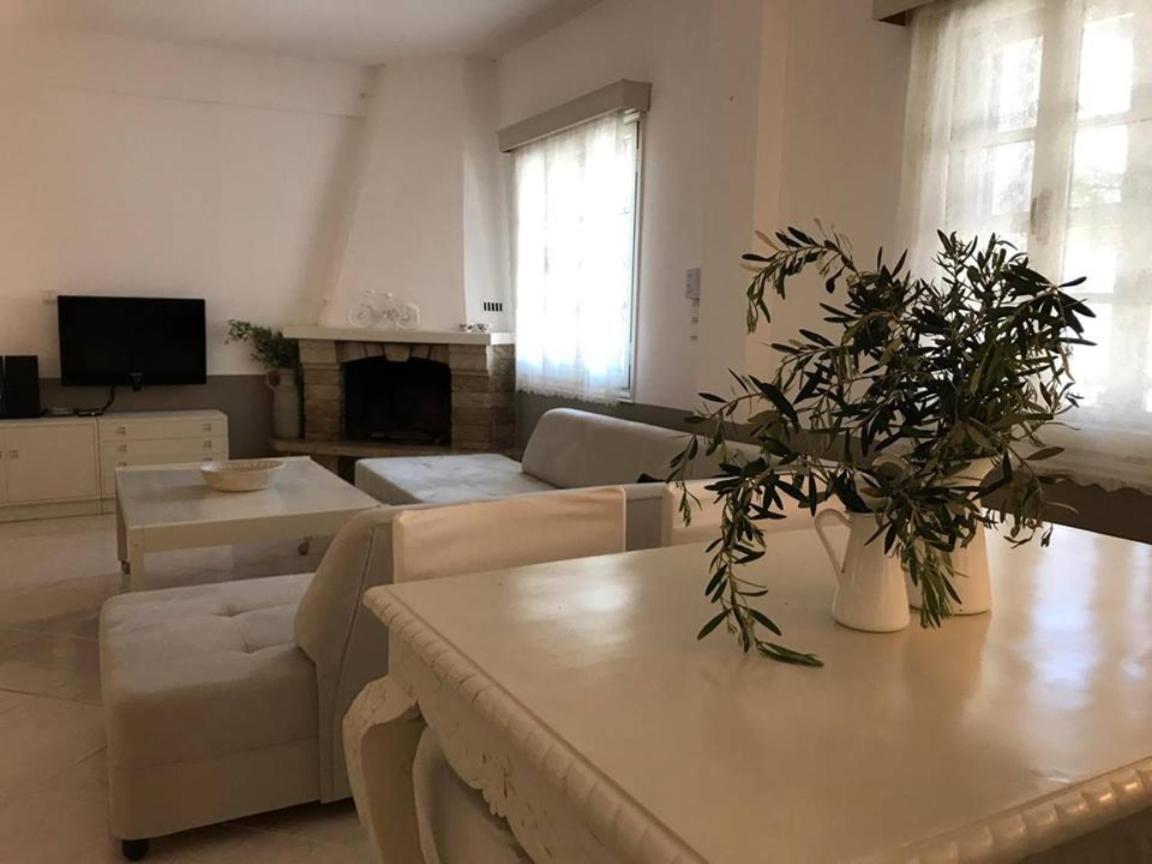 Villa Veneti - Probio - 140M2 尼亚·蒙达尼亚 外观 照片