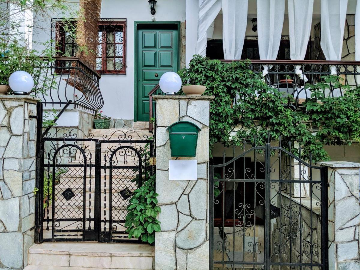 Villa Veneti - Probio - 140M2 尼亚·蒙达尼亚 外观 照片